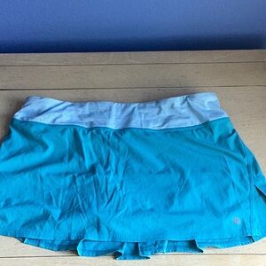 Teal Lululemon pleated tennis skirt